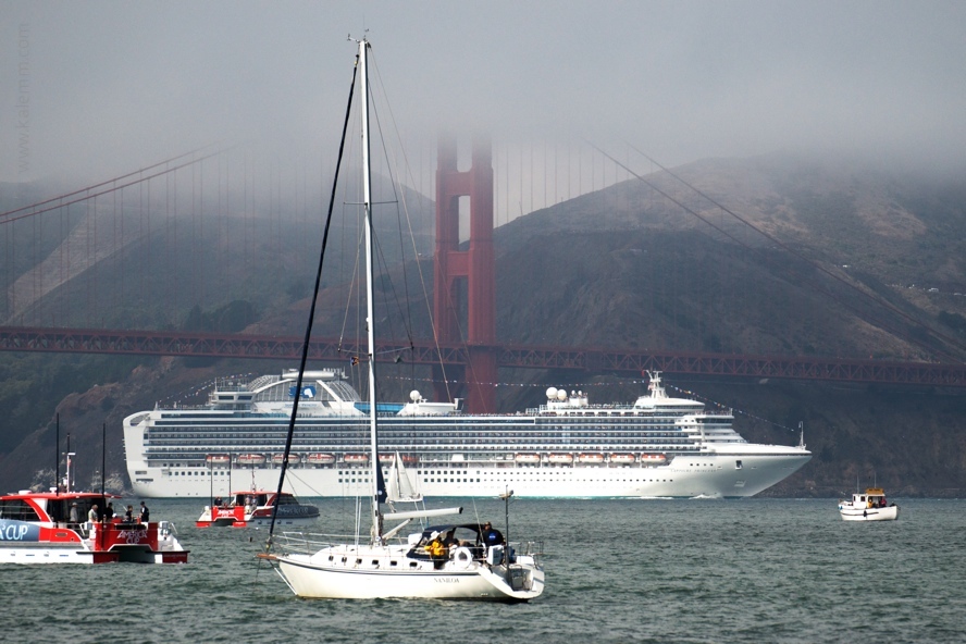 Cruise-Ship-Golden-Gate_NKL0357-kalemm.com